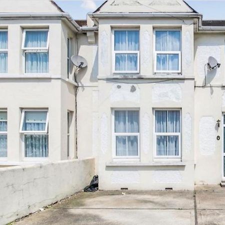 Grandeur Holiday Home, With Free Parking Clacton-on-Sea Eksteriør billede